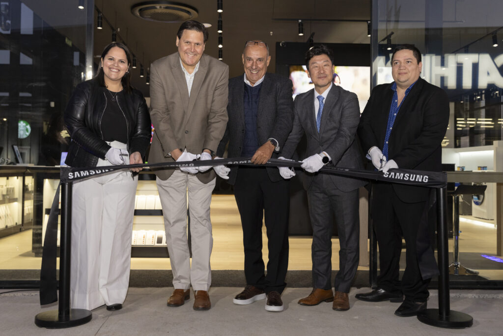 Samsung inaugura nueva tienda y lanza su línea de televisores con Inteligencia Artificial en Uruguay