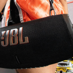 JBL celebra el Black Days JBL con descuentos en parlantes y auriculares