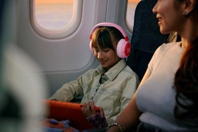 Sonido seguro y divertido para oídos pequeños: Nuevos auriculares Junior de JBL    