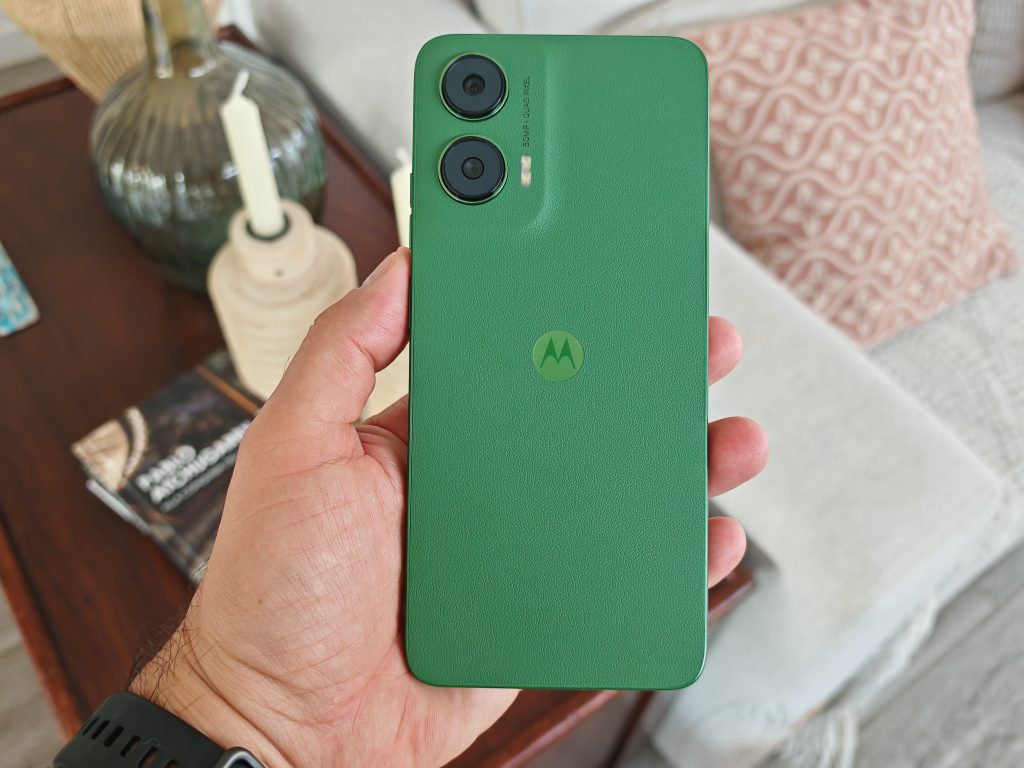 Motorola Moto G35 5G: Un software limpio con inteligencia artificial integrada